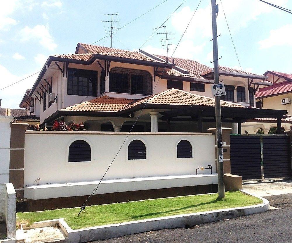 Here Hotel Skudai Exterior photo